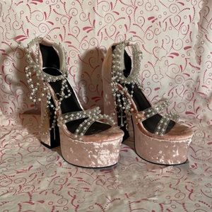 DollsKill Holy Revelation Platform Heels size 6